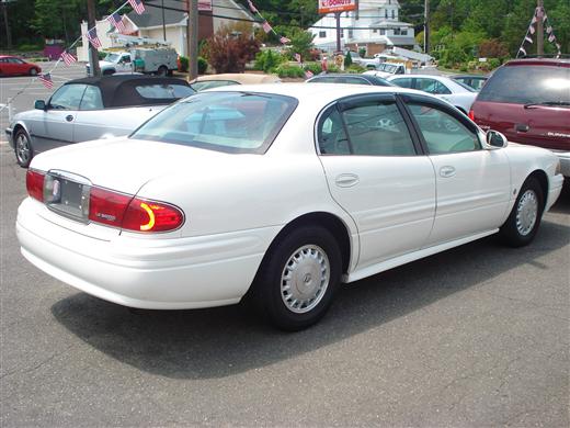 Used Buick LeSabre 4dr Sdn Custom 2003 | Tony's Auto Sales. Waterbury, Connecticut Used Buick LeSabre 4dr Sdn Custom 2003 | Tony's Auto Sales. Waterbury, Connecticut