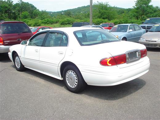 Used Buick LeSabre 4dr Sdn Custom 2003 | Tony's Auto Sales. Waterbury, Connecticut Used Buick LeSabre 4dr Sdn Custom 2003 | Tony's Auto Sales. Waterbury, Connecticut