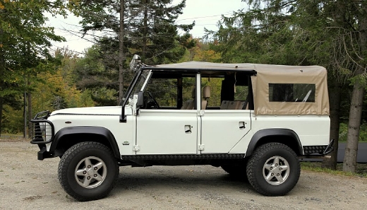 1984 Land Rover Defender 110 110 soft top, available for sale in Wallingford, Connecticut | Vertucci Automotive Inc. Wallingford, Connecticut 1984 Land Rover Defender 110 110 soft top, available for sale in Wallingford, Connecticut | Vertucci Automotive Inc. Wallingford, Connecticut