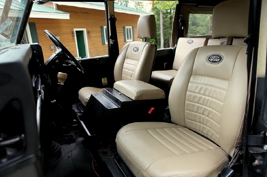 1984 Land Rover Defender 110 110 soft top, available for sale in Wallingford, Connecticut | Vertucci Automotive Inc. Wallingford, Connecticut 1984 Land Rover Defender 110 110 soft top, available for sale in Wallingford, Connecticut | Vertucci Automotive Inc. Wallingford, Connecticut