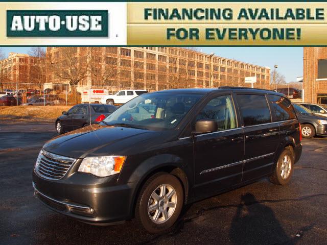2011 Chrysler Town And Country Touring-L, available for sale in Andover, Massachusetts | Autouse. Andover, Massachusetts